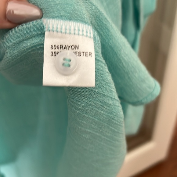 Aqua Women's Button-Down Shirt - Picture 7 of 8